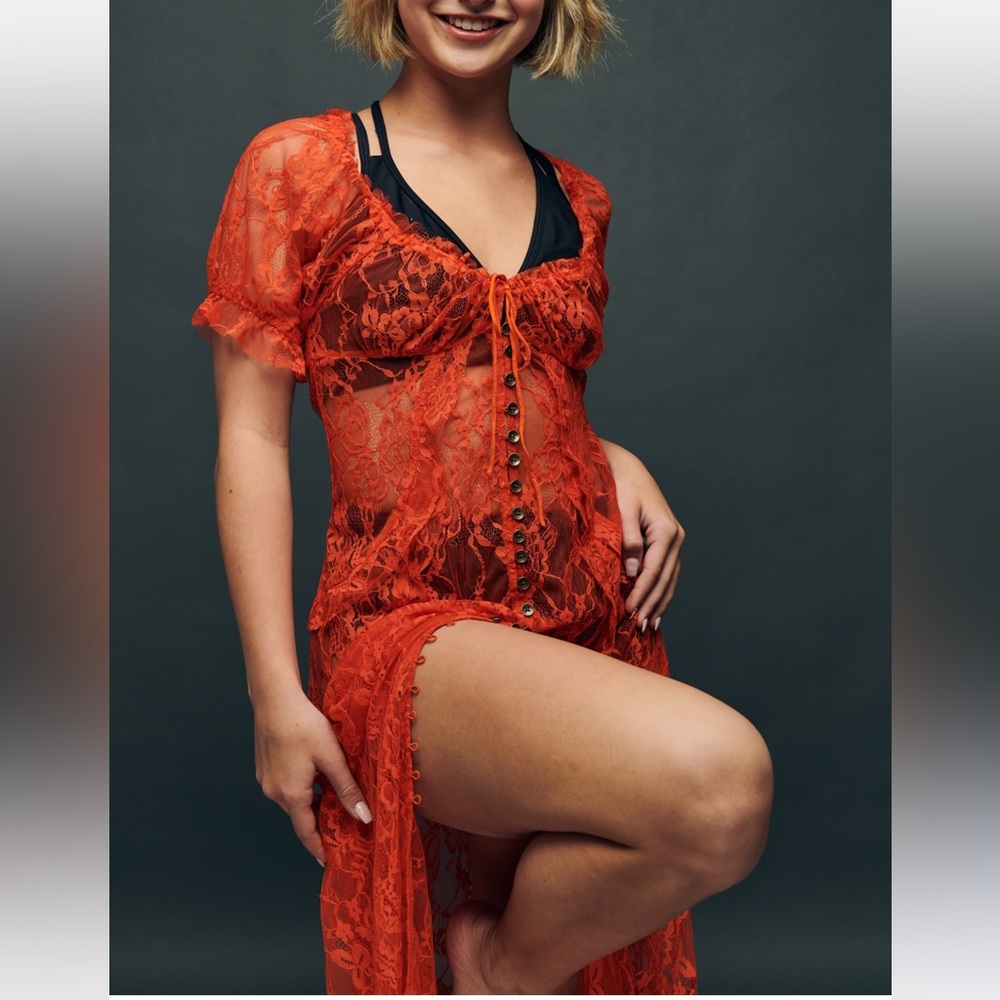 XS Urban Outfitters Samantha Lace Midi dress